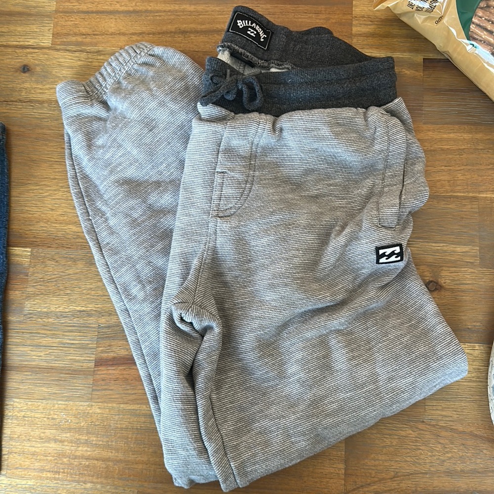 Billabong boys sweats